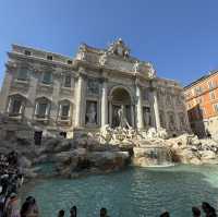 Trevi Fountain-Fountain of dreams✨