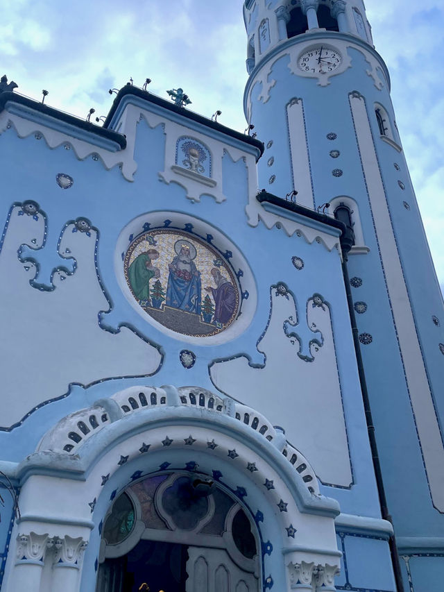 【スロバキア🇸🇰】ヨーロッパの知られざる穴場、ブラティスラバの歩き方🏰