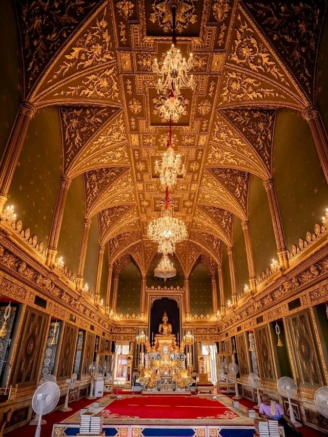 🛕 Maha Simaram Ratcha Wora Maha Wihan – The Quiet Majesty in the Heart of Bangkok