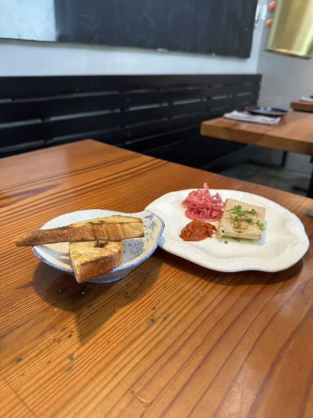 🍜 “Saigon Eatery – Big Flavors in a Chill Corner of Phu Quoc 🌴🇻🇳”