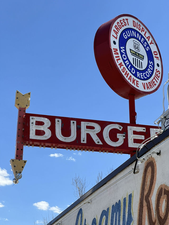 Route 66 Vibes: Ready to time-travel USA via Roadtrip style