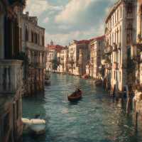 Venice’s Grand Tour: Romance, History & Canals Await 🍷🚤🌅