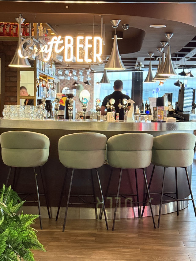 A Calm Airport Morning at The Flame Restaurant & Bar 🥐 A Calm Airport Morning at The Flame Restaurant & Bar 🥐