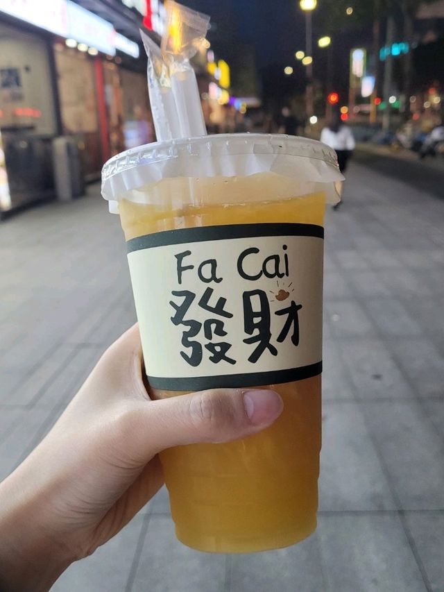 佛山祖廟站▪︎一出超近的幾個商場-隨意一個方向都有