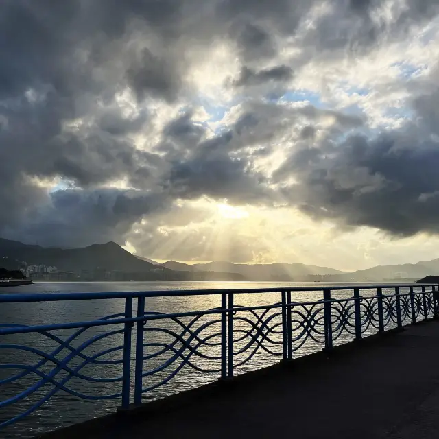 烏溪沙碼頭邂逅浪漫日落