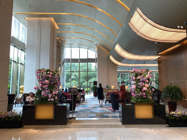 名不虛傳的上海靜安香格里拉大酒店