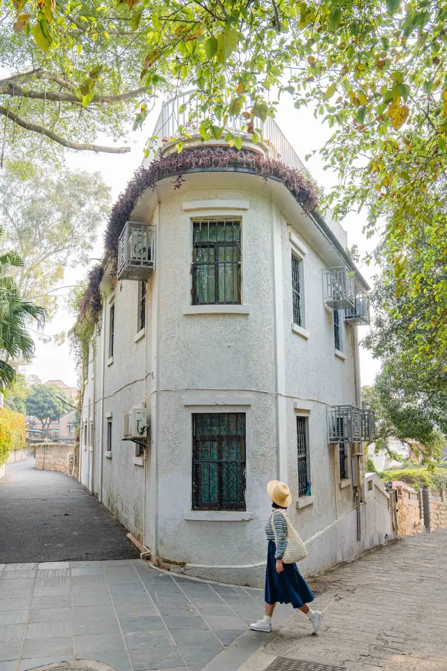 Don't queue up at the 'Love Corner' on Gulangyu anymore, these places are stunningly beautiful