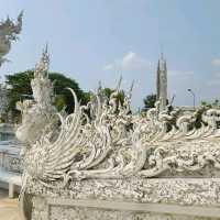 The White Temple Chiang Rai :A Mesmerizing Architectural Masterpiece  