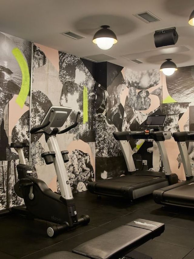 🌟 Toronto's Trendy Retreat: Ace Hotel Spotlight 🌟