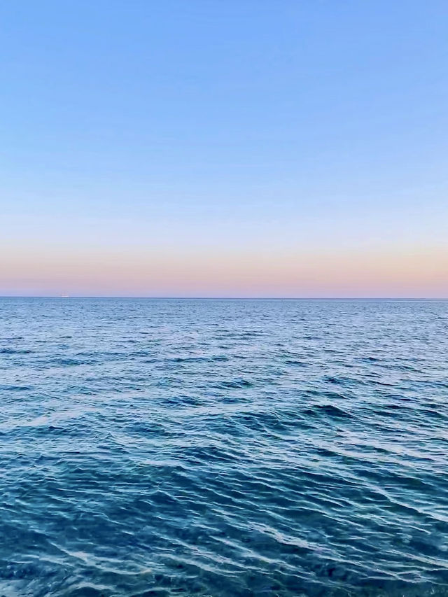 A Slice of Paradise: Strolling Along Nice’s Baie des Anges