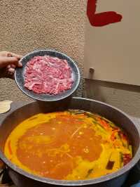 我的老天爺人均吃牛肉火鍋。