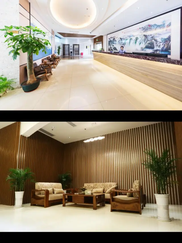 Khách sạn Yuefeng rất đẹp.