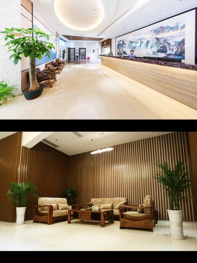 悅峰酒店非常不錯。