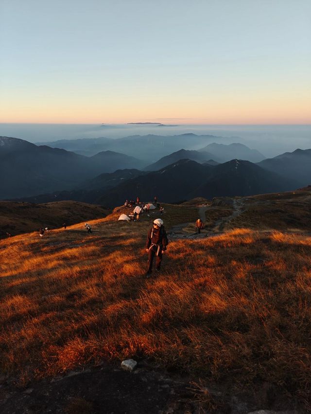 江西贛州齊雲山，雲海日出！星空銀河！。
