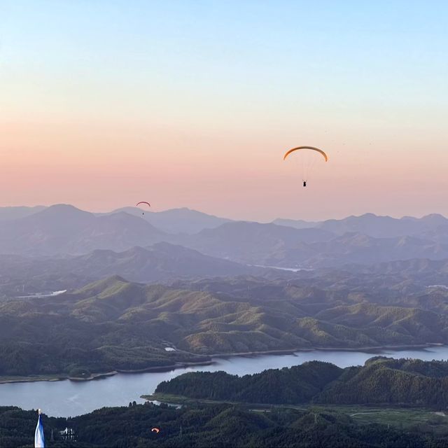 安吉滑翔傘，一生必試的體驗