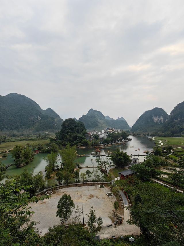廣西鵝泉景區