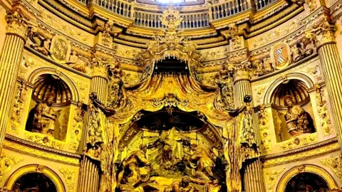 Rare church metal mural relief art in the world — traveler post in Ubeda