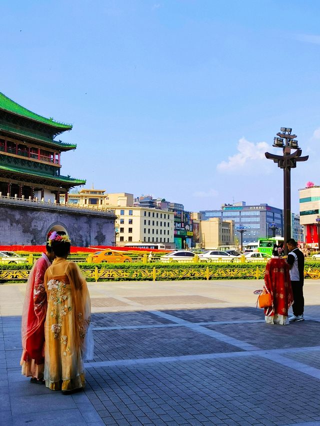 西安漢服體驗｜夢回長安·漢服拍照取景攻略
