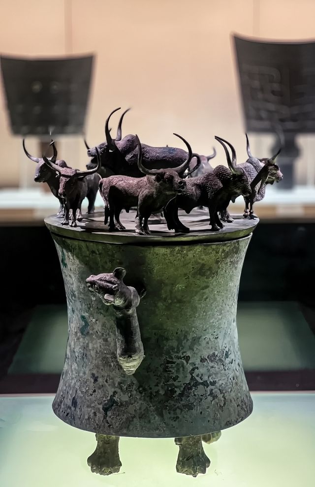 上海博物館：時光沉澱的藝術殿堂