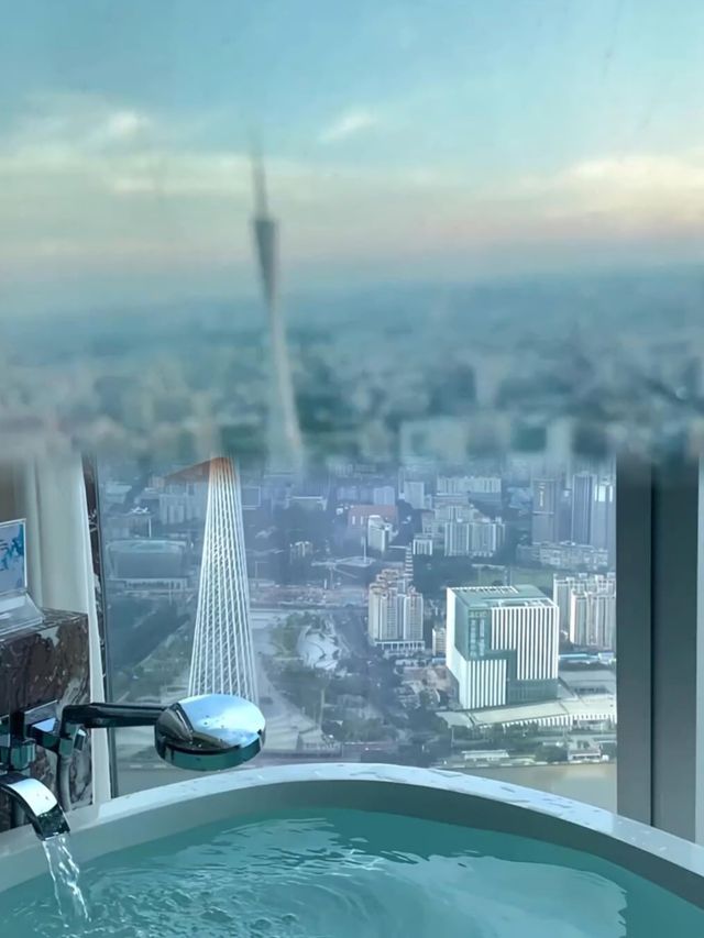 人生初體驗！五星級酒店直接封神！