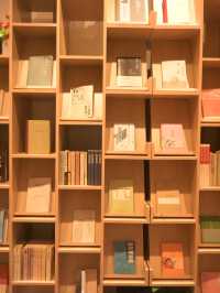 上海虹口区の巴金図書館で美しいクラシックの雰囲気とポストカードを作成しよう