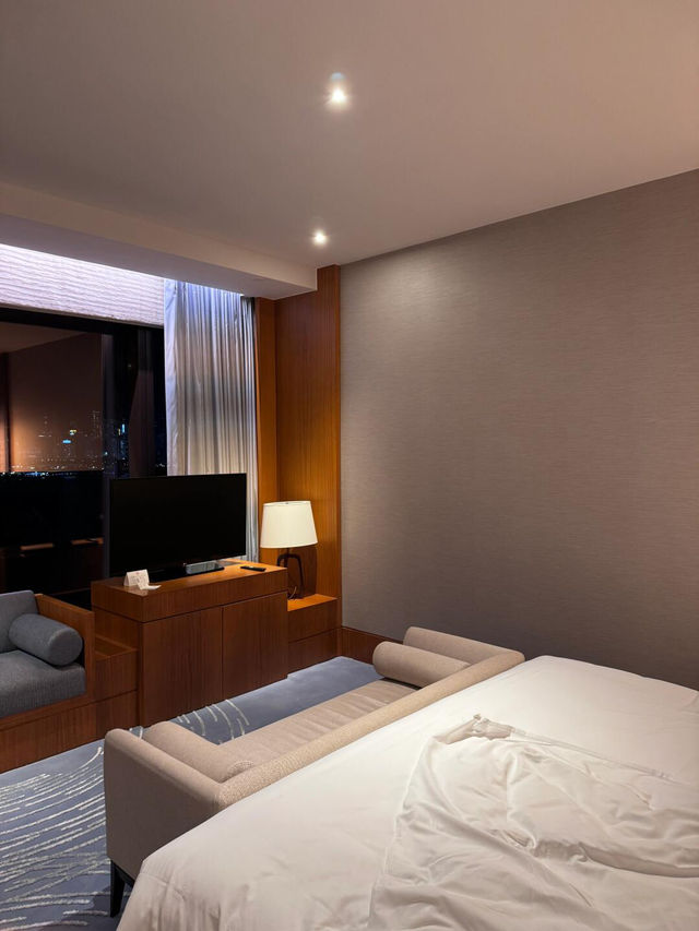 🏨 香港嘉里酒店｜維港海景住宿體驗分享 🇭🇰 
