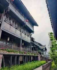 李莊古鎮 邂逅絕美無邊際泳池，解鎖度假新體驗