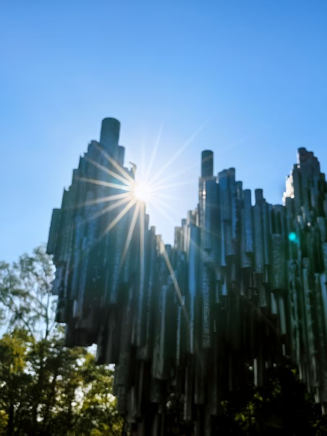 探索北歐音符森林！赫爾辛基西貝流士公園全攻略