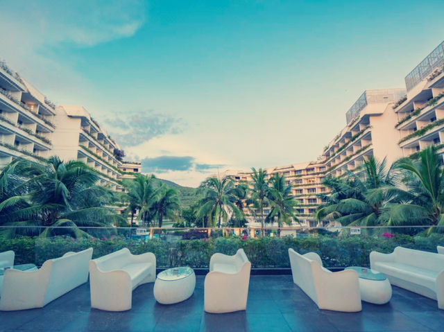 《亞龍灣畔的奢華邂逅——迎賓館入住體驗》  