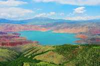 【藏在青海的“淨土”——黃南藏族自治州！一場心靈洗禮與絕美風光的終極體驗等你來探索！】  嘿，熱