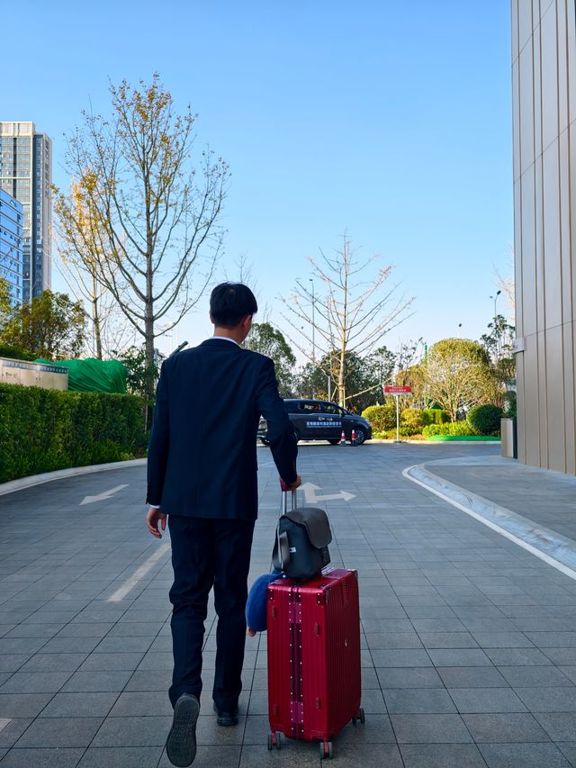 昆明南站附近,中轉過渡選他家。 昆明南站附近,中轉過渡選他家。