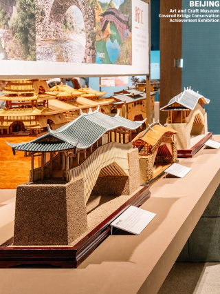 A must-visit for modeling enthusiasts: the craft intangible cultural heritage covered bridge exhibition is captivating