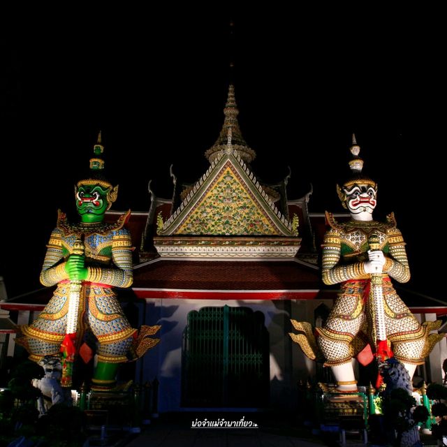 วัดอรุณ วัดสวยริมแม่น้ำเจ้าพระยา