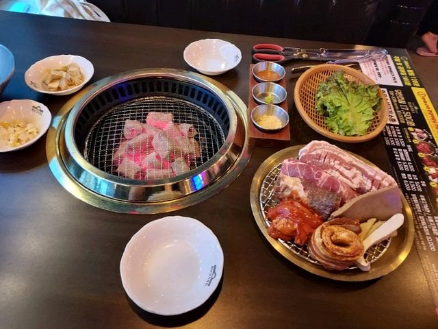 Barbecue Pork for the youth in Songpa area