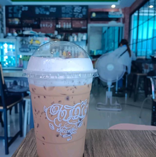 คาเฟ่ร้านดัง เกาะสีชัง