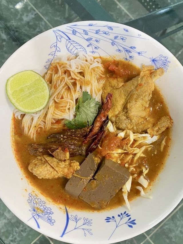 🎎ขนมจีน น้ำเงี้ยว วังเชียงเหนือ🍜