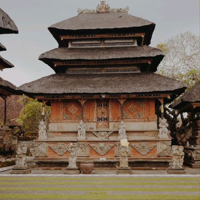 Batuan Temple, Bali