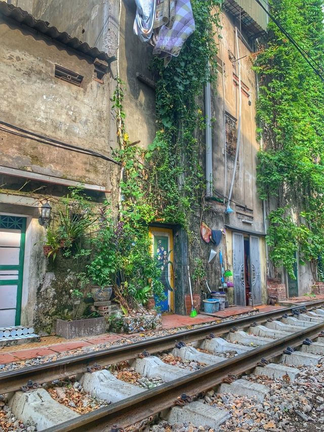 ⚠️⛔️On the most dangerous street in Hanoi⚠️⛔️