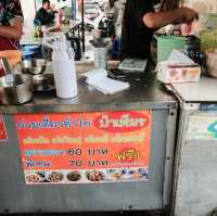 ก๋วยเตี๋ยวคั่วไก่ ป้าเพียร