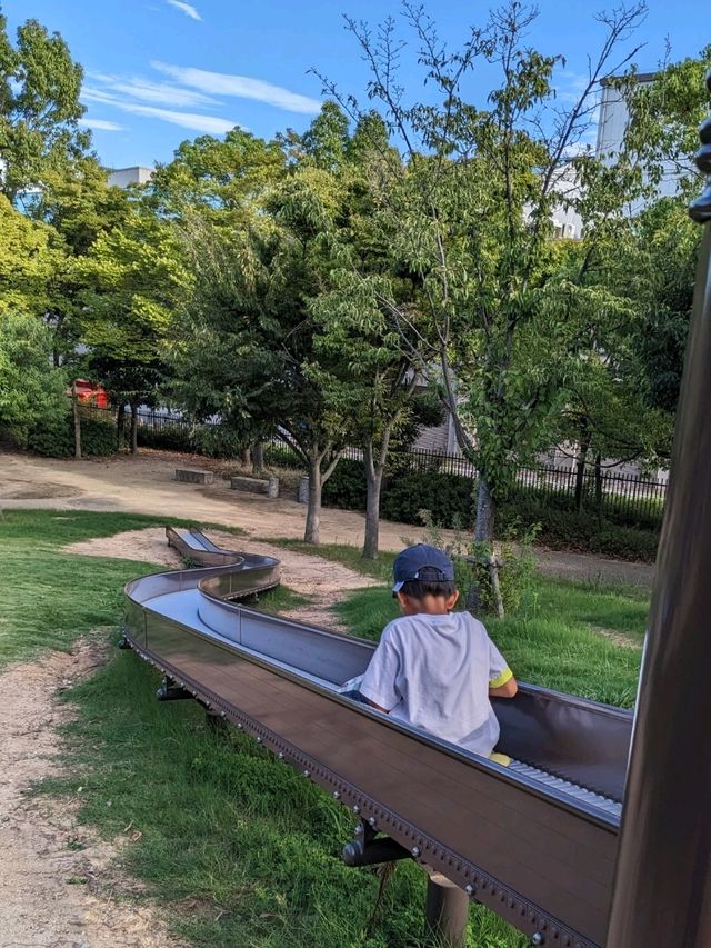 【秘密基地な公園】尼崎の元浜緑地公園