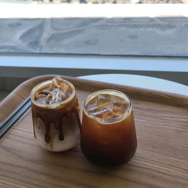 제주 한림 카페)비에노즈 - 제주 한림 해안도로 조용한 오션뷰 카페