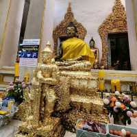 วัดไร่ขิง วัดดังนครปฐม