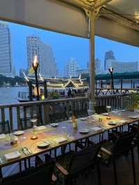 曼谷半島酒店自助餐River Cafe and Terrace河畔美景與美食的絕妙結合！