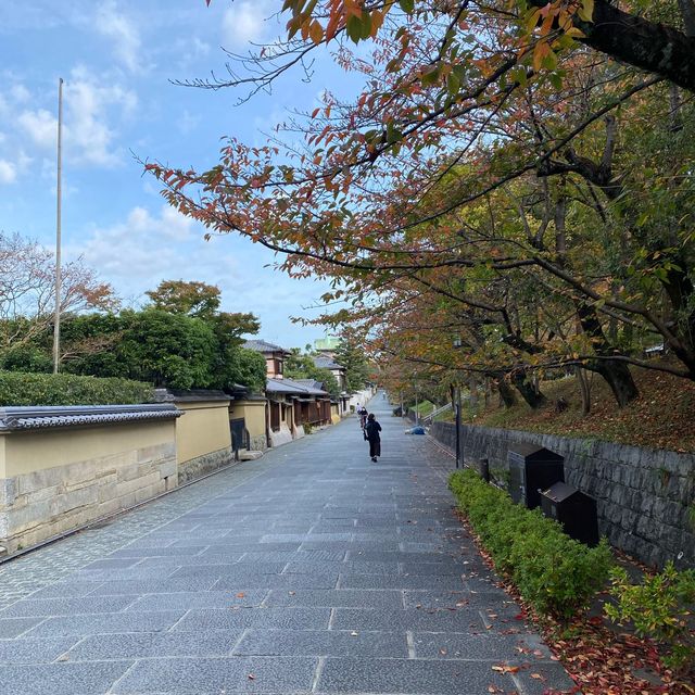 Time travel through streets of Kyoto