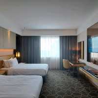 VIBRANT HOTEL LOBBY : WHYNDHAM KLANG