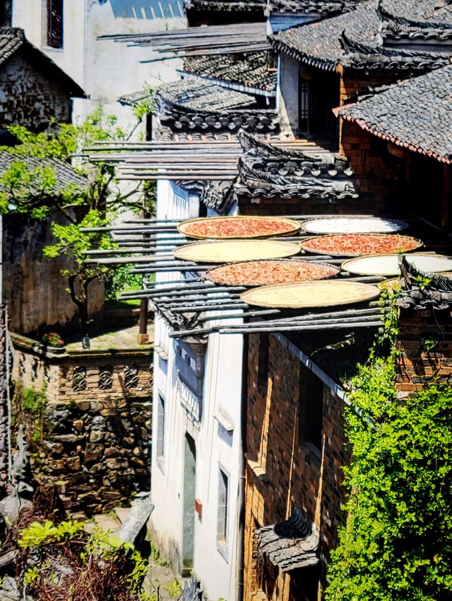 Up to the Mountain 🔝 Wuyuan Huangling 