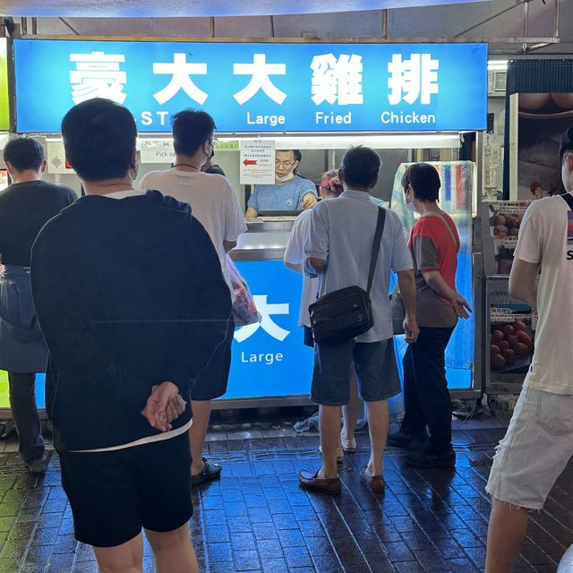 台湾:台北˗ˏˋ 西門のダージーパイ 豪大大雞排 ˎˊ˗