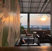 Lao NaNa rooftop restaurant 