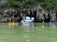 ล่องเรืออ่าวพังงา ชมวิวเกาะกลางทะเล