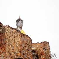 กราบพระนอนวัดใหญ่ชัยมงคล